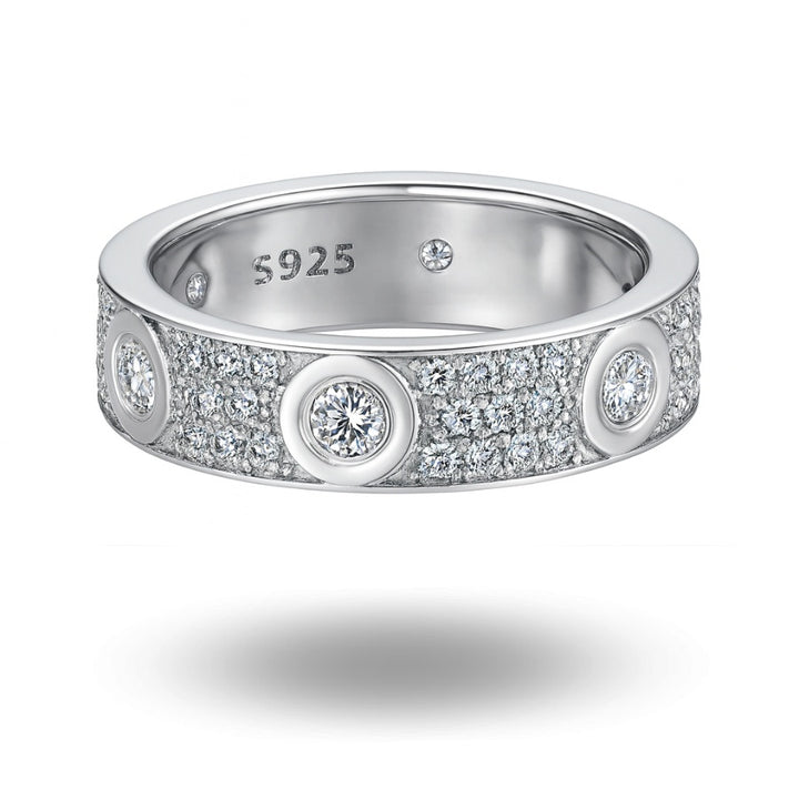 Zaynab Pave Encrusted Band