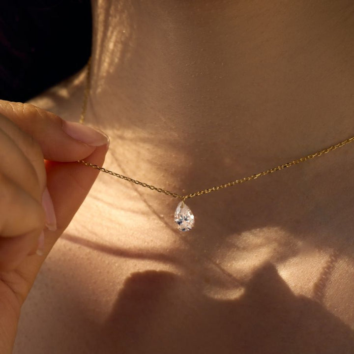 Reina Pear Cut Necklace Silver
