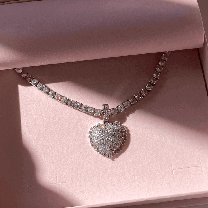 Heartbreaker Necklace Set