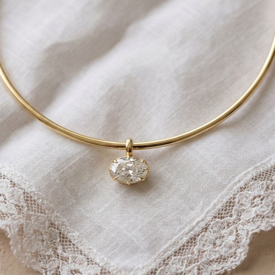 East West Oval Cut Torque Necklace Gold