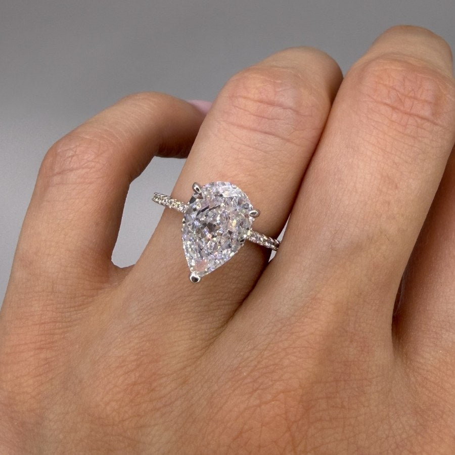 Diosa Pear Cut Ring Silver