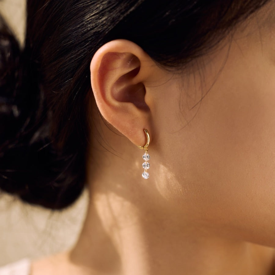 Lori Brilliant Cut Huggie Earrings Gold