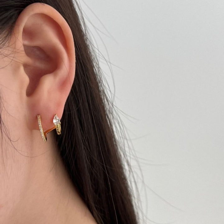 Otis Illusion Earrings Gold