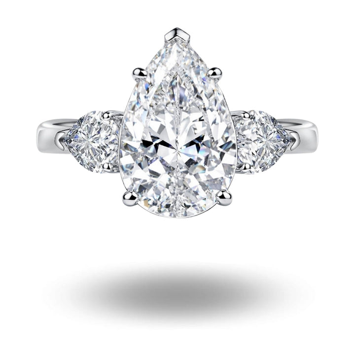 Vivaan Pear Cut Ring Silver