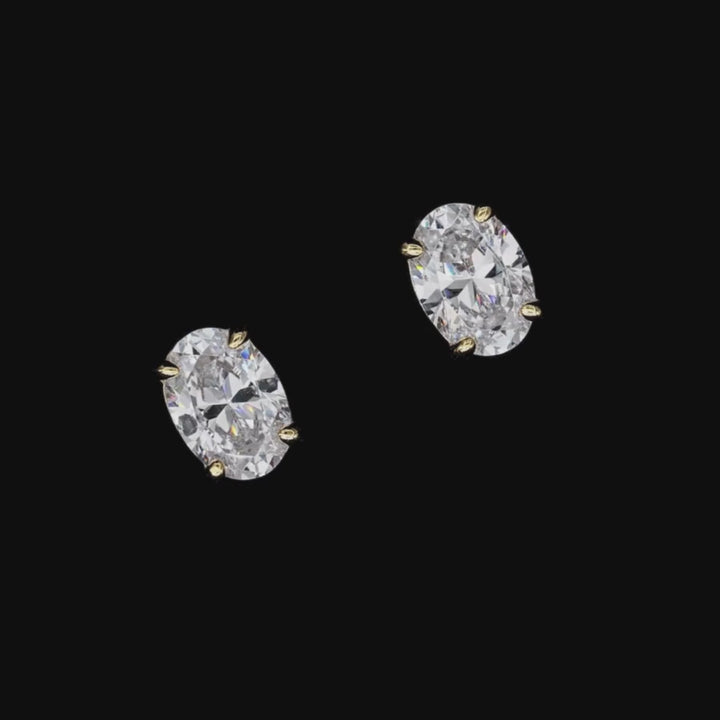 Toya Oval Cut Stud Earrings Gold
