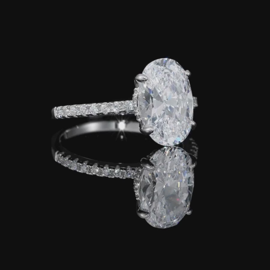 Solene Oval Cut Ring Silver