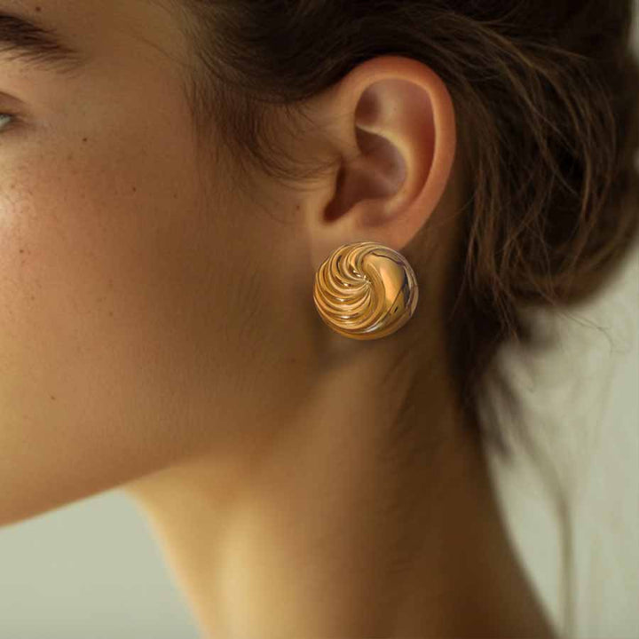 Willa Swirl Earrings Gold