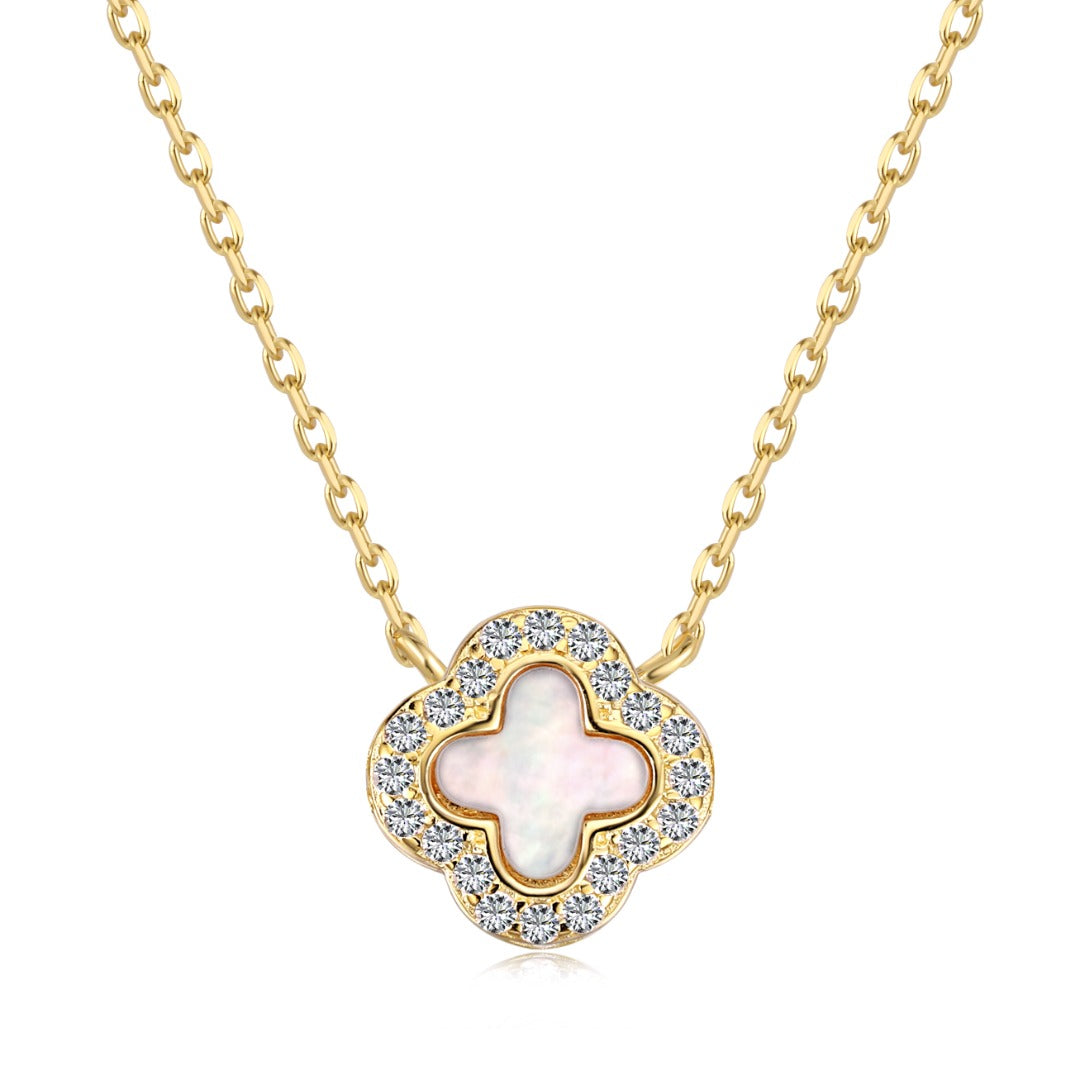 Azelia Clover Necklace Gold