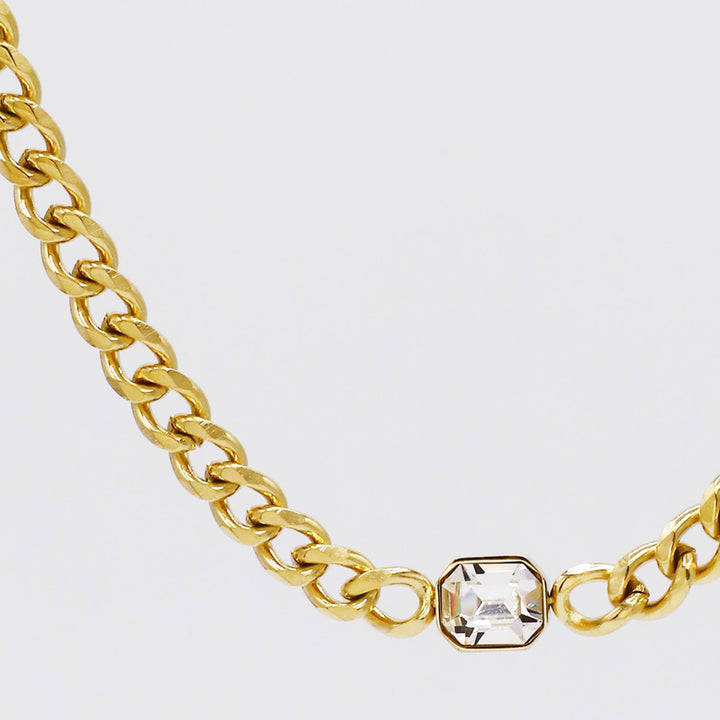 Fina Chain Necklace