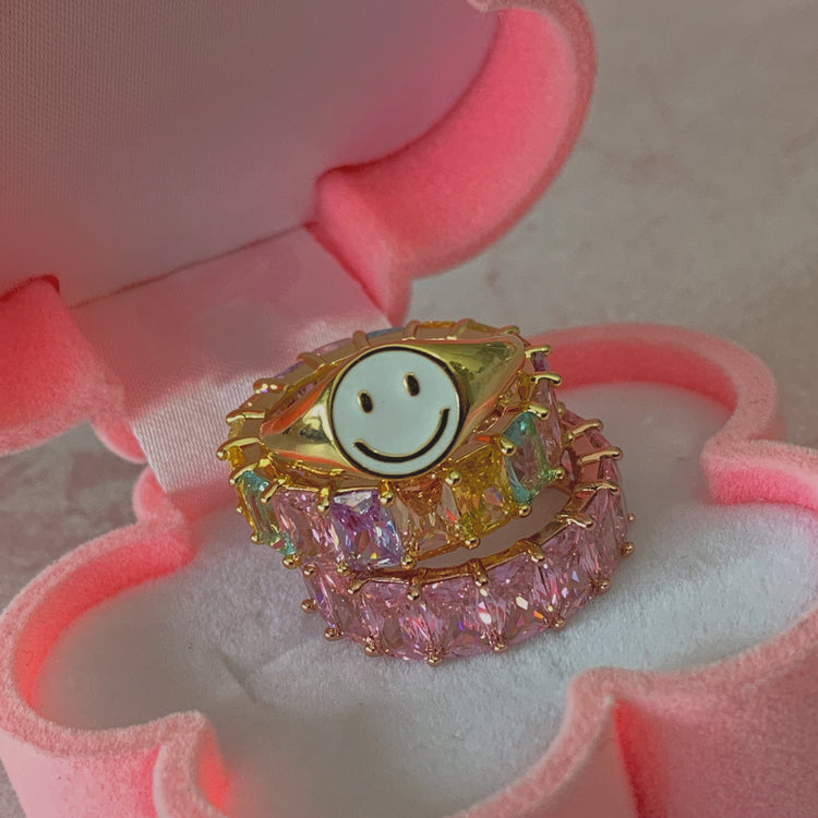 Smiley Signet Ring - House of Carats UK