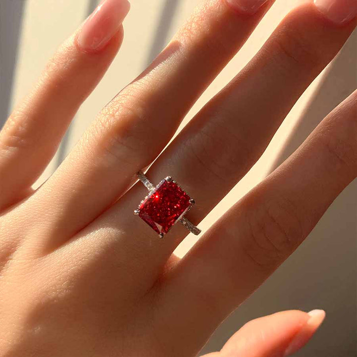 Brea Crushed Ice Ring Red